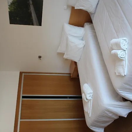 Solar Da Charneca Hotel