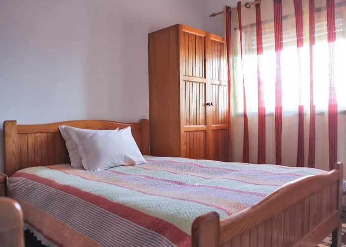 Hotel Solar Da Charneca 2*