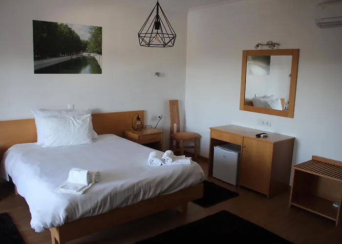 Solar Da Charneca 2*